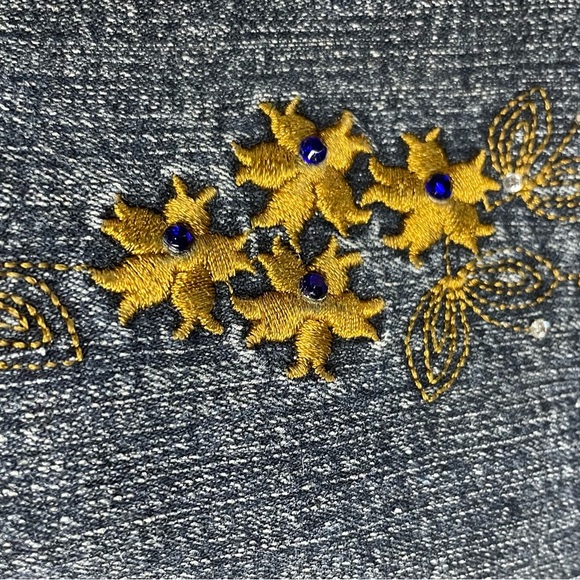 Pristine  Vintage Jeans Gold Embroidered Bling  Low Rise Flare Legs Rare 7/8 Y2K - Picture 7 of 7
